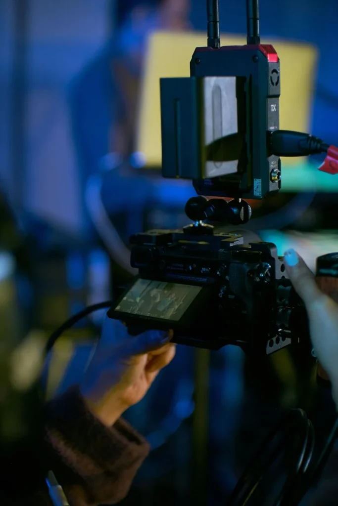 2 Descubre la diferencia entre video institucional y corporativo: